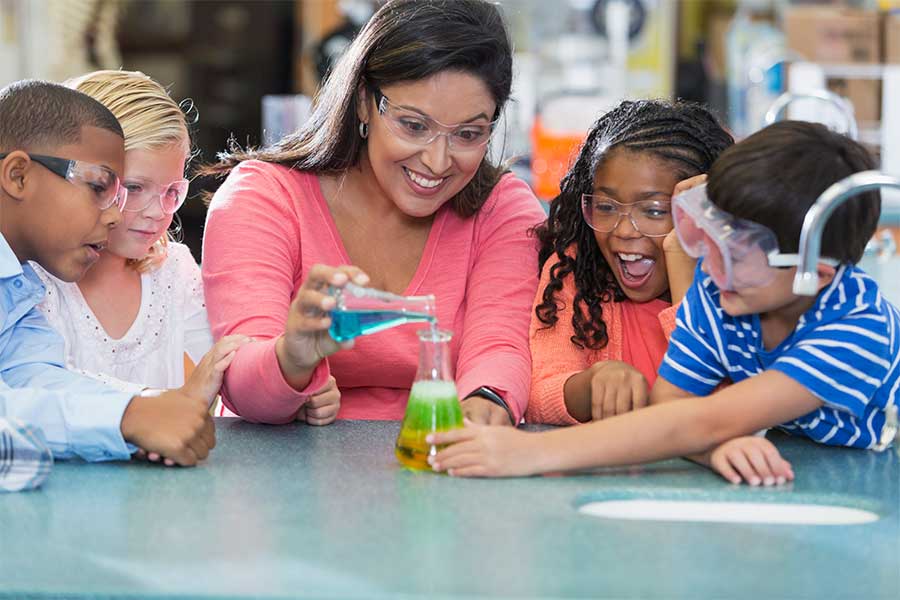 The entire class participates in a chemistry experiment